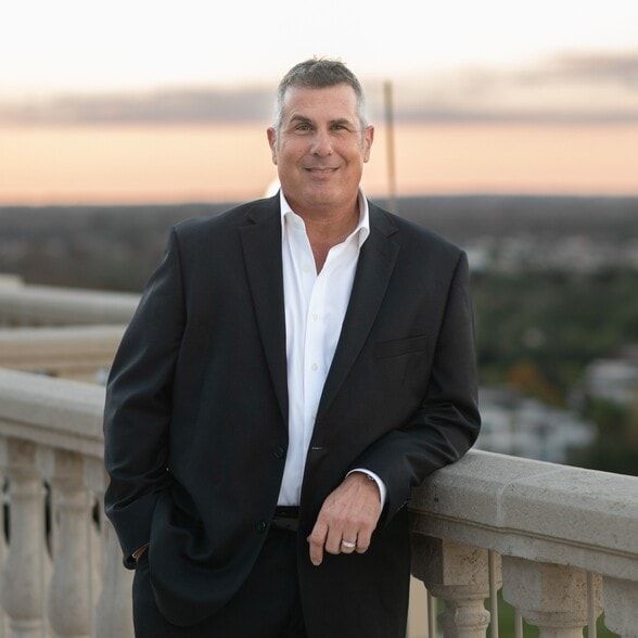 Land Listing Agent Photo