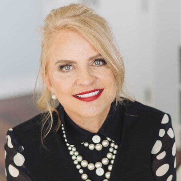 Land Listing Agent Photo