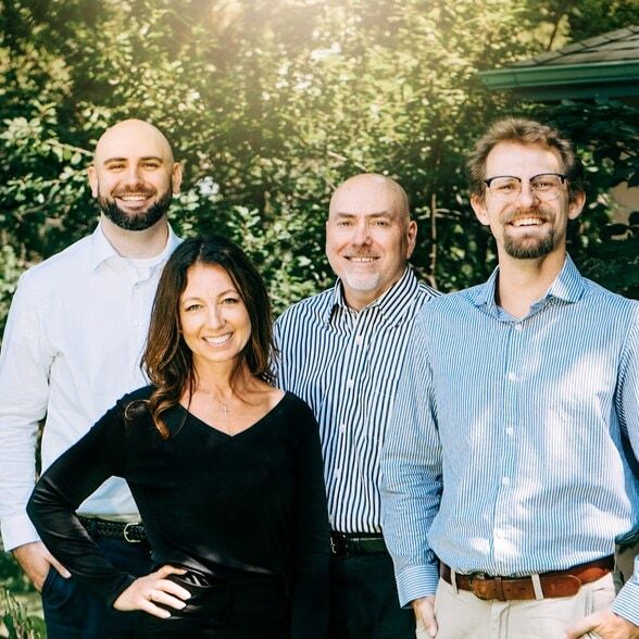 Land Listing Agent Photo