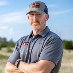 Land Listing Agent Photo