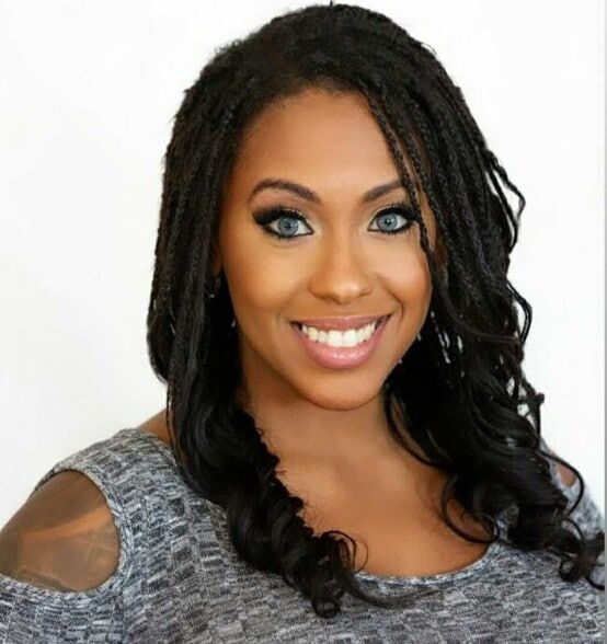 Land Listing Agent Photo