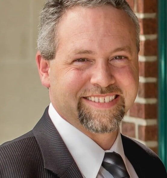 Land Listing Agent Photo