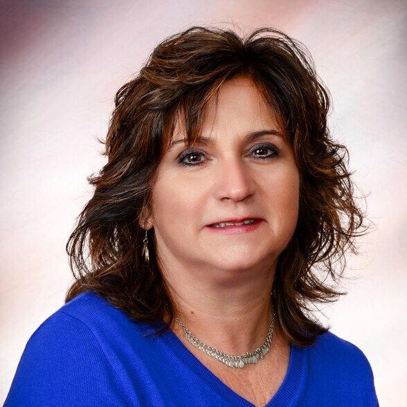 Land Listing Agent Photo