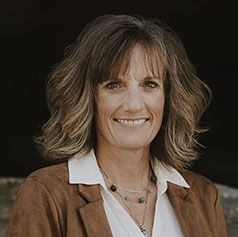 Land Listing Agent Photo