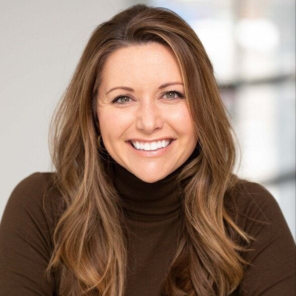 Land Listing Agent Photo