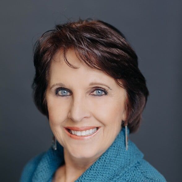 Land Listing Agent Photo