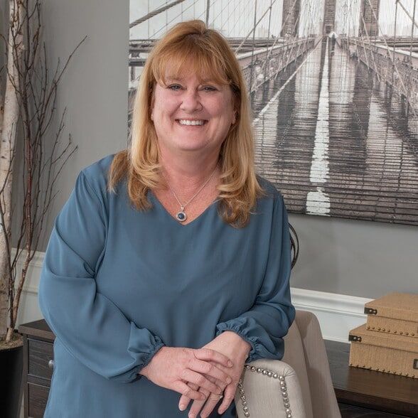 Land Listing Agent Photo