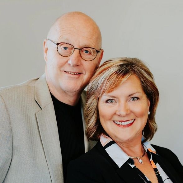 Land Listing Agent Photo