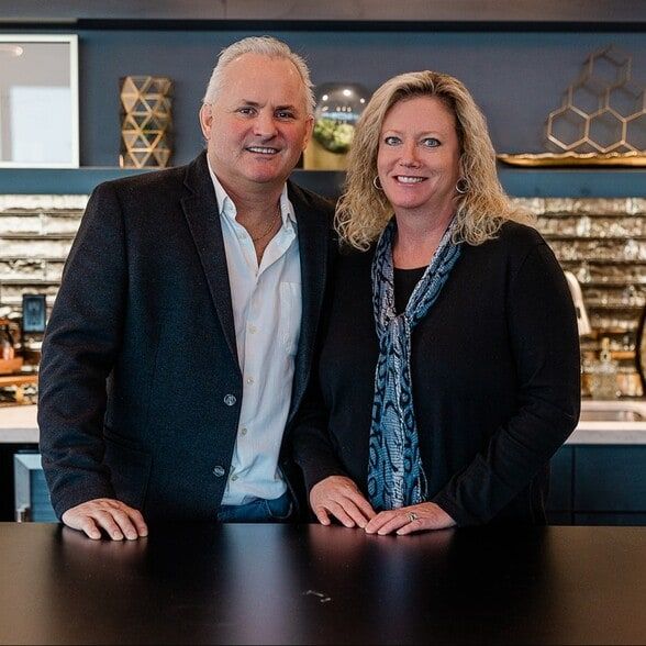 Land Listing Agent Photo