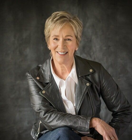 Land Listing Agent Photo