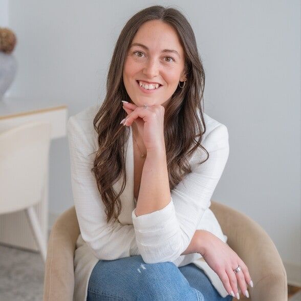 Land Listing Agent Photo