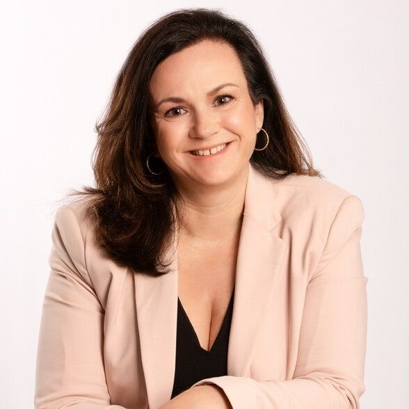 Land Listing Agent Photo