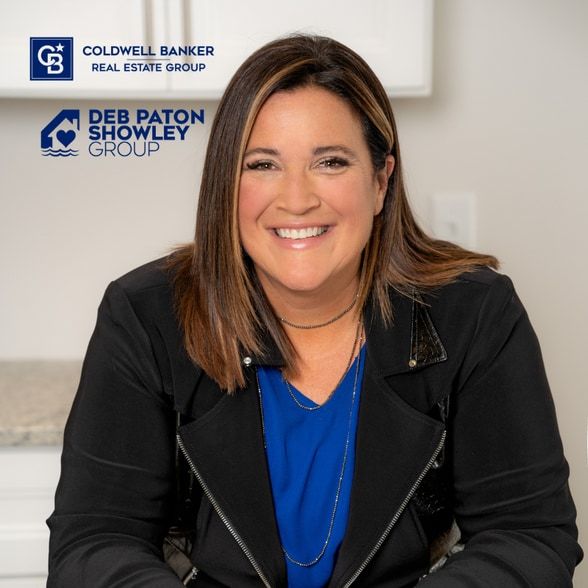 Land Listing Agent Photo