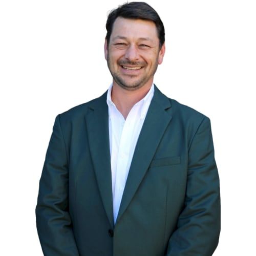 Land Listing Agent Photo