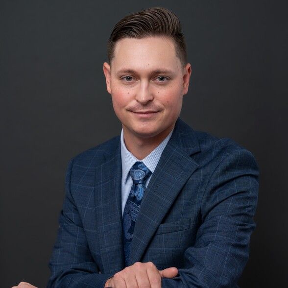 Land Listing Agent Photo