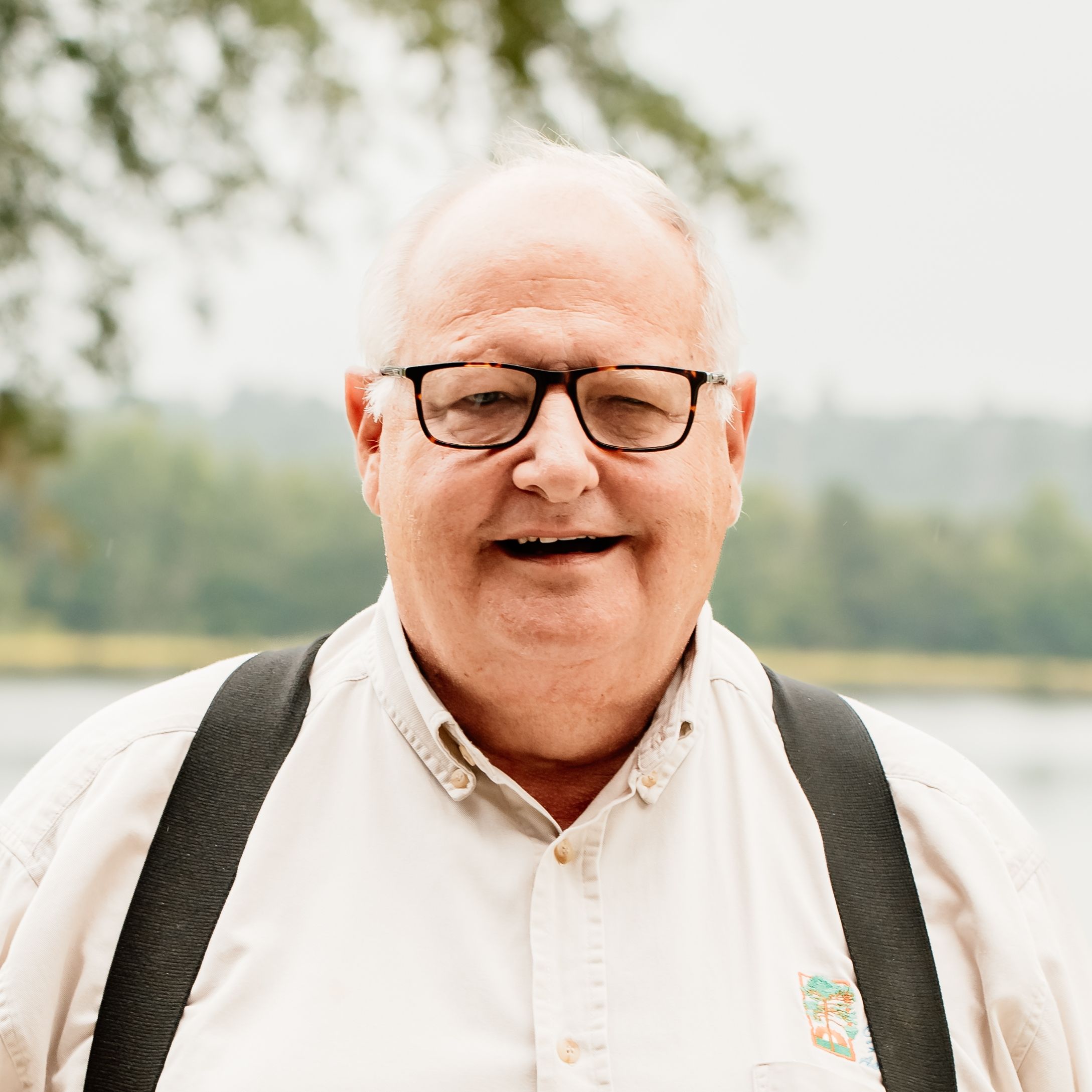 Land Listing Agent Photo