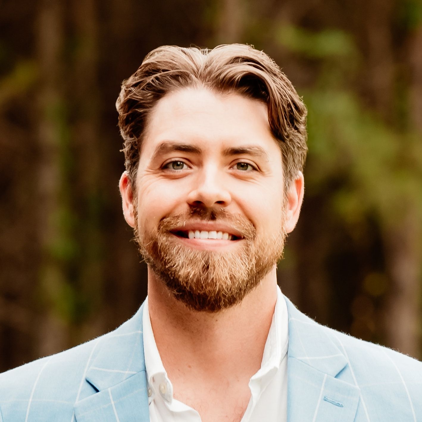 Land Listing Agent Photo