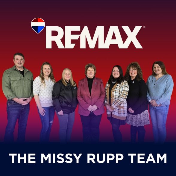 Land Listing Agent Photo