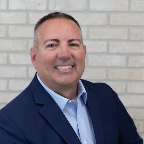 Land Listing Agent Photo