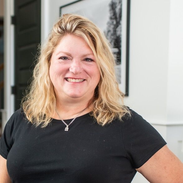 Land Listing Agent Photo