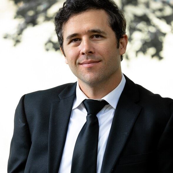 Land Listing Agent Photo