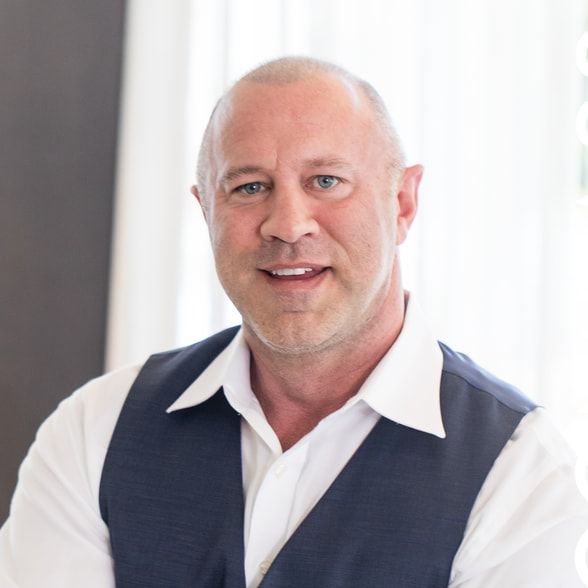 Land Listing Agent Photo