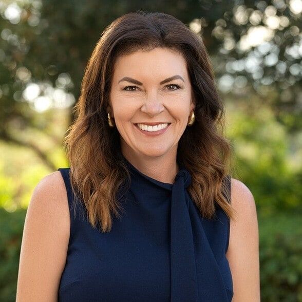 Land Listing Agent Photo