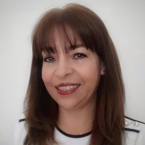 Land Listing Agent Photo