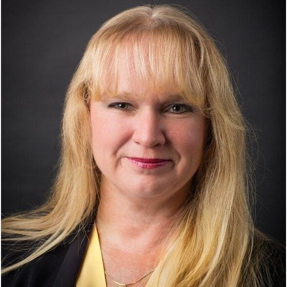 Land Listing Agent Photo