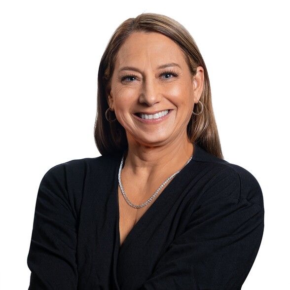 Land Listing Agent Photo