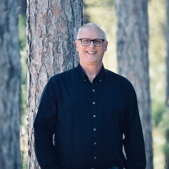 Land Listing Agent Photo