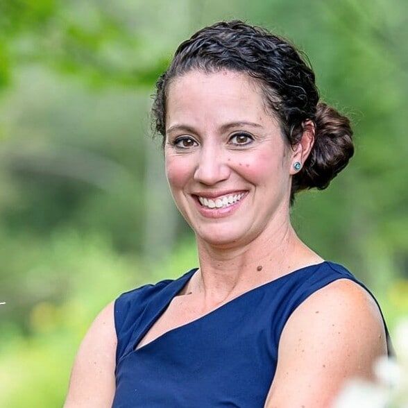 Land Listing Agent Photo