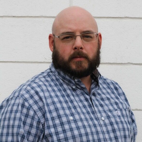 Land Listing Agent Photo