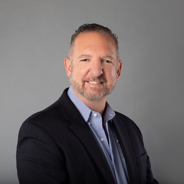 Land Listing Agent Photo