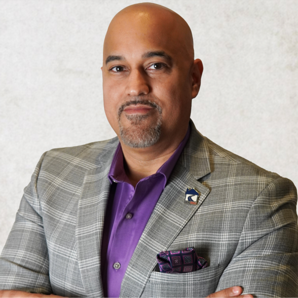 Land Listing Agent Photo