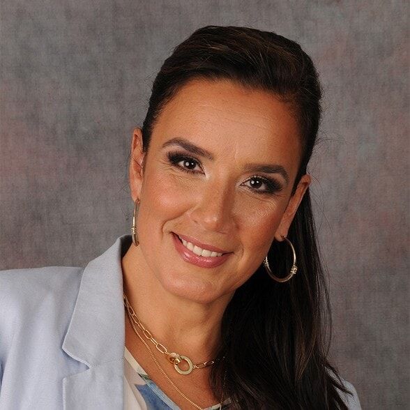 Land Listing Agent Photo