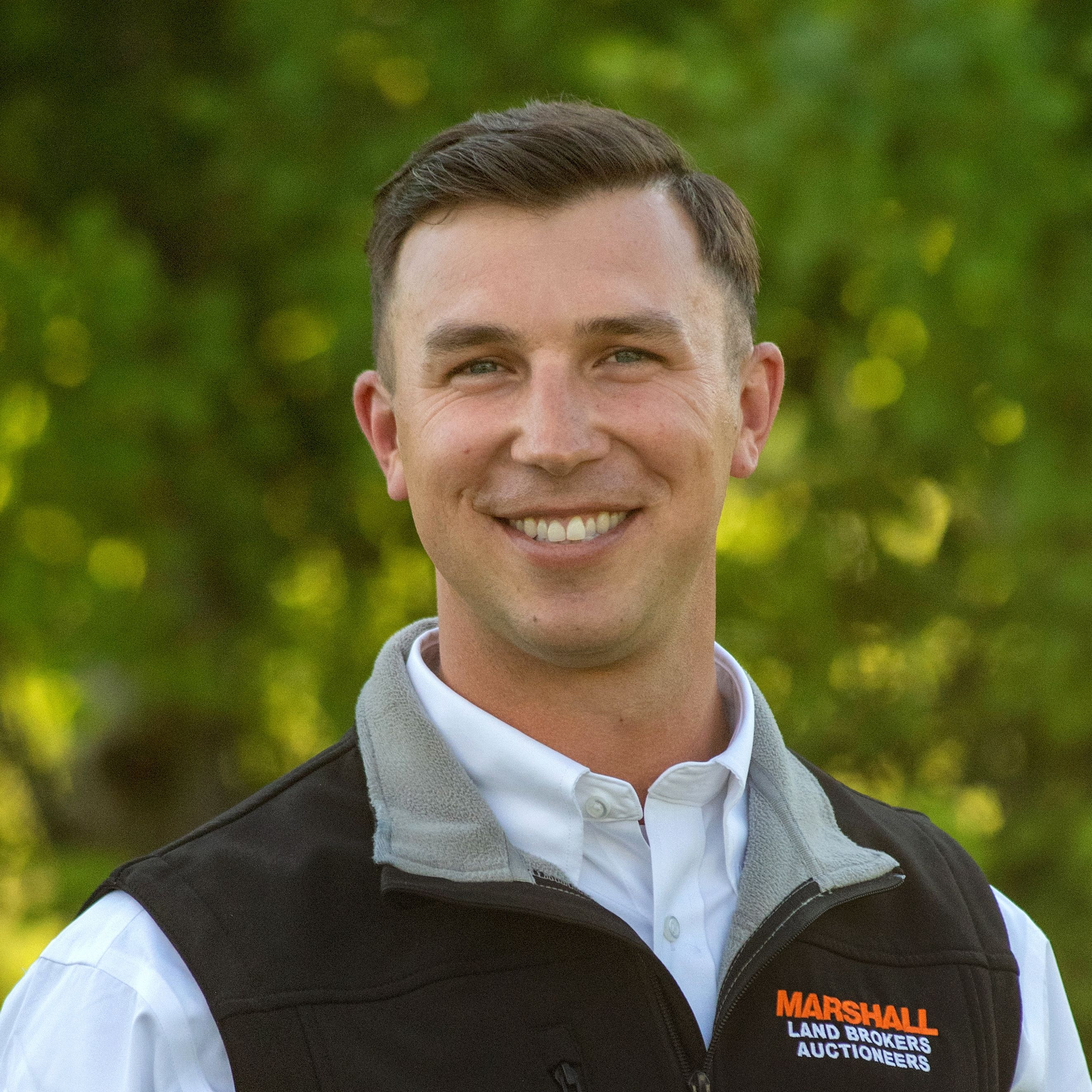 Land Listing Agent Photo