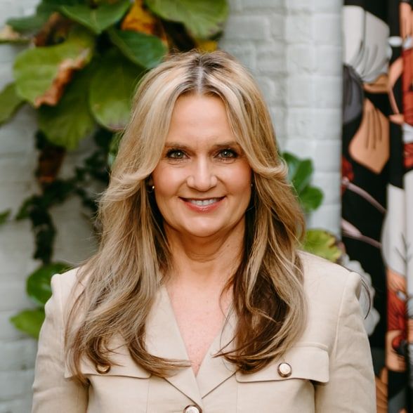 Land Listing Agent Photo