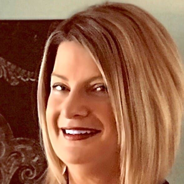 Land Listing Agent Photo