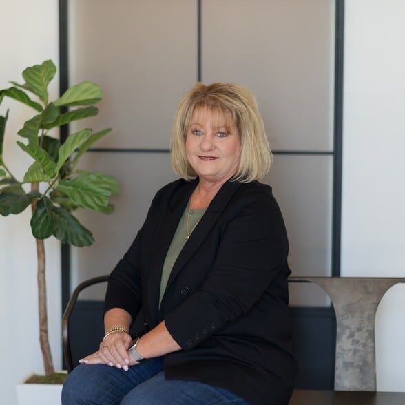 Land Listing Agent Photo