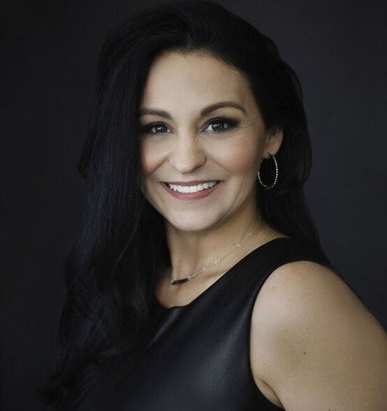 Land Listing Agent Photo