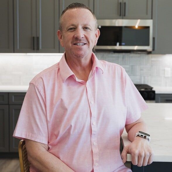 Land Listing Agent Photo