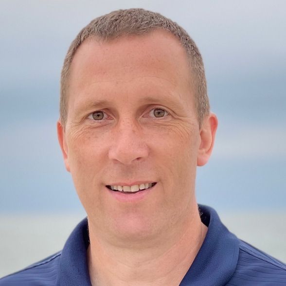 Land Listing Agent Photo