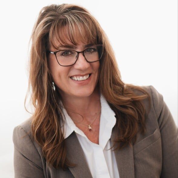 Land Listing Agent Photo