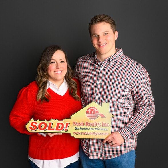 Land Listing Agent Photo