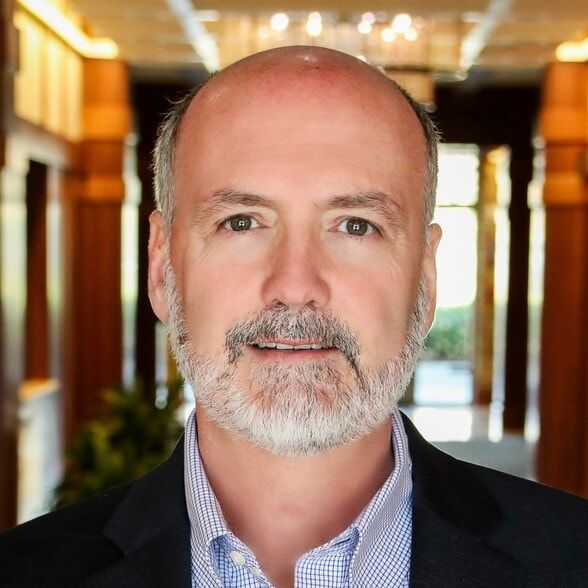 Land Listing Agent Photo