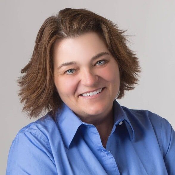 Land Listing Agent Photo