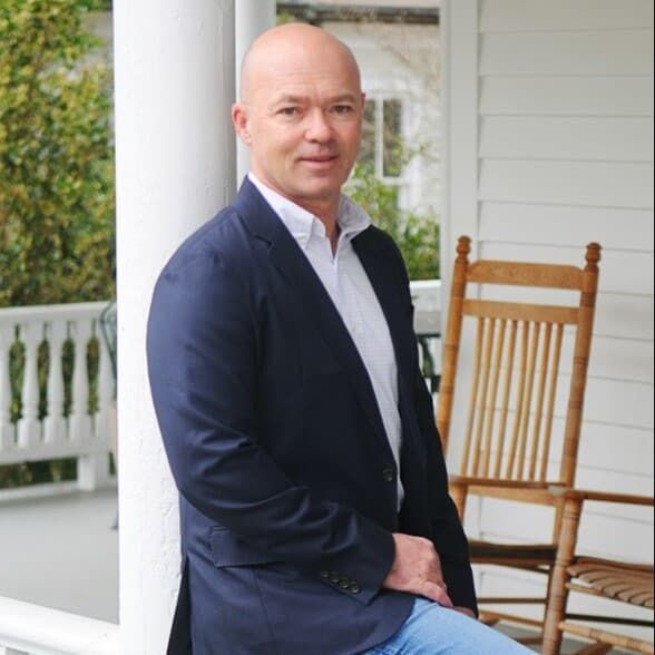 Land Listing Agent Photo