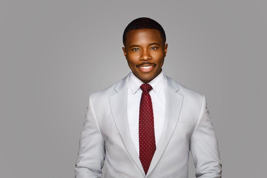 Land Listing Agent Photo