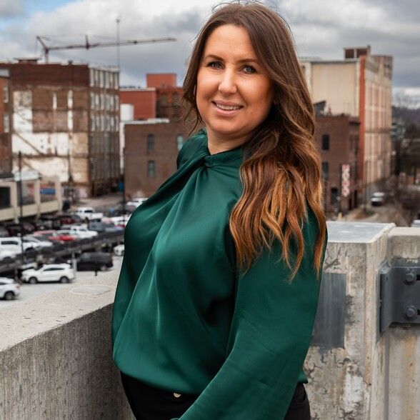 Land Listing Agent Photo